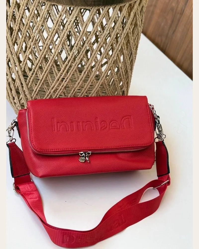 شنطة كروس بغطاء وحزام عريض 2